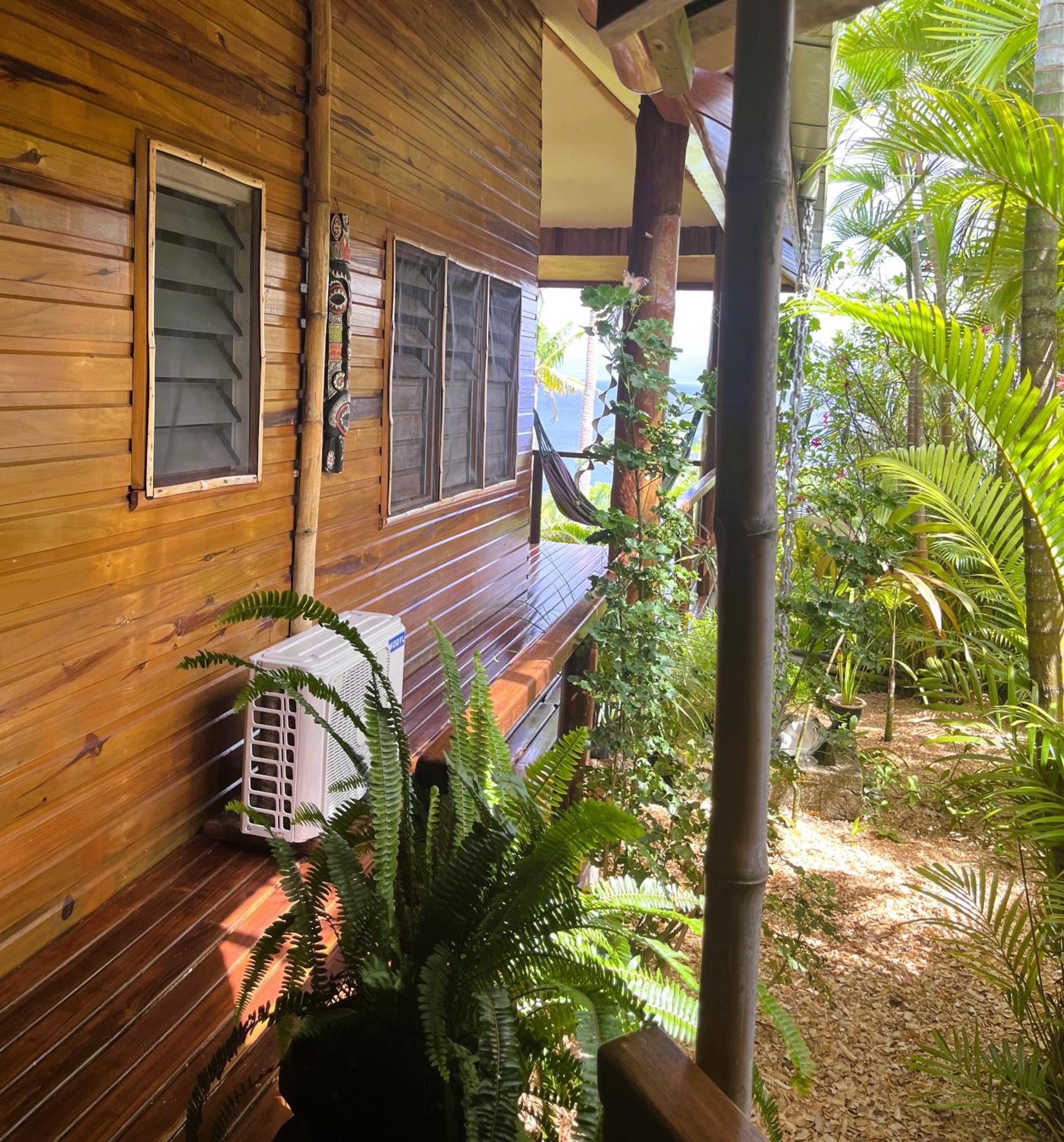 Naveria Heights Lodge Savusavu Eksteriør billede