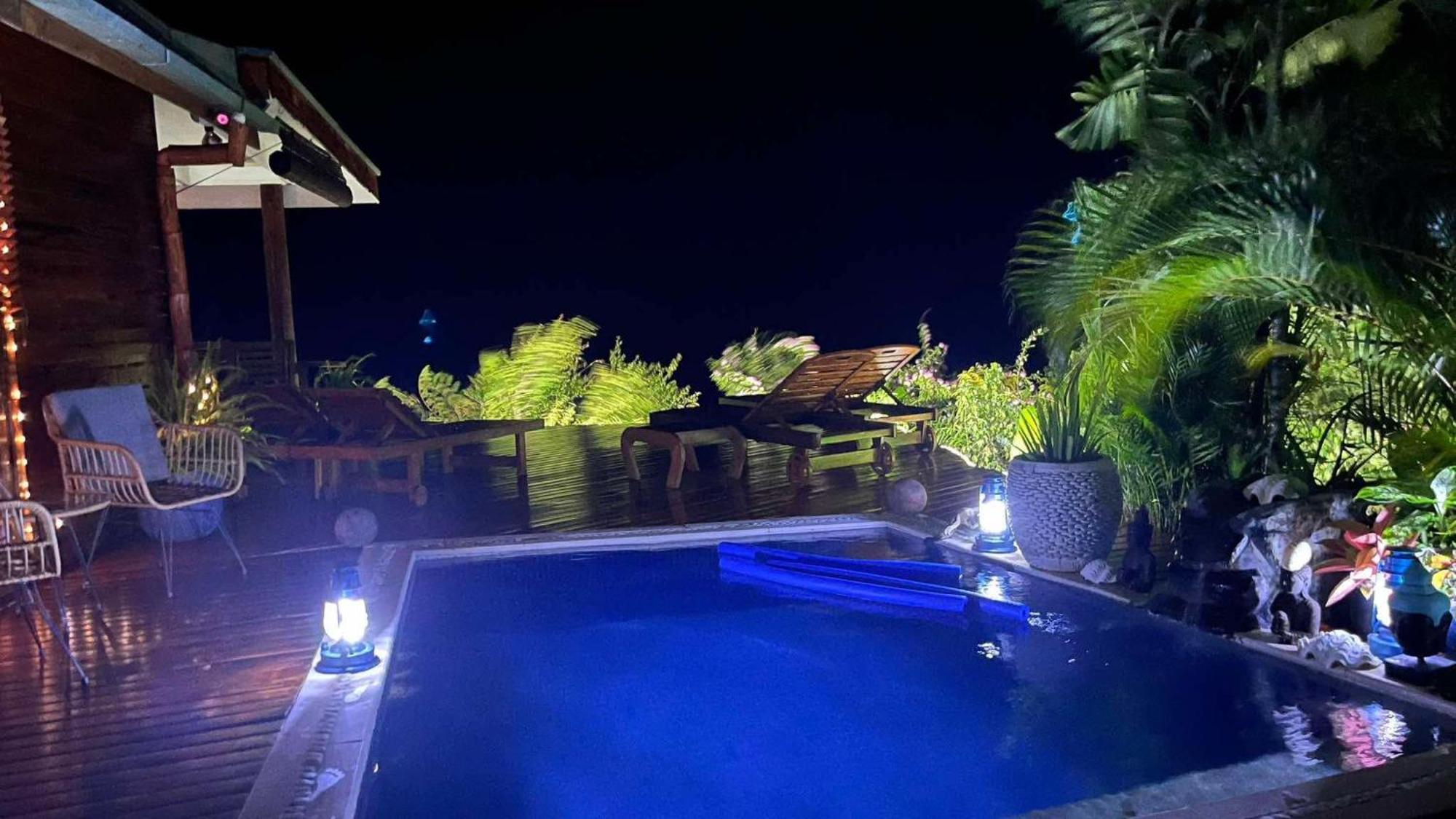 Naveria Heights Lodge Savusavu Eksteriør billede