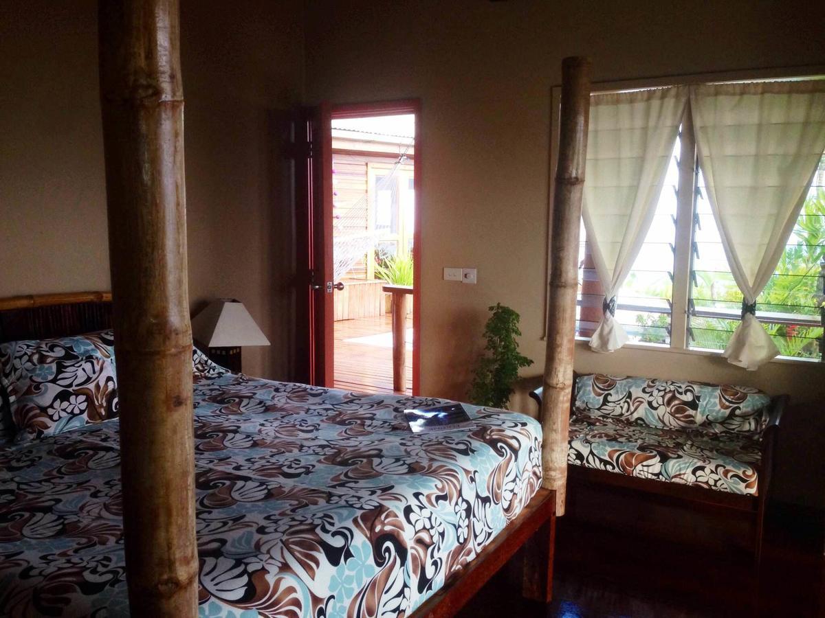 Naveria Heights Lodge Savusavu Eksteriør billede