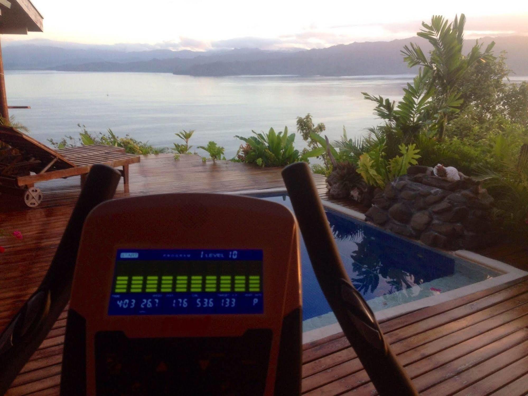 Naveria Heights Lodge Savusavu Eksteriør billede