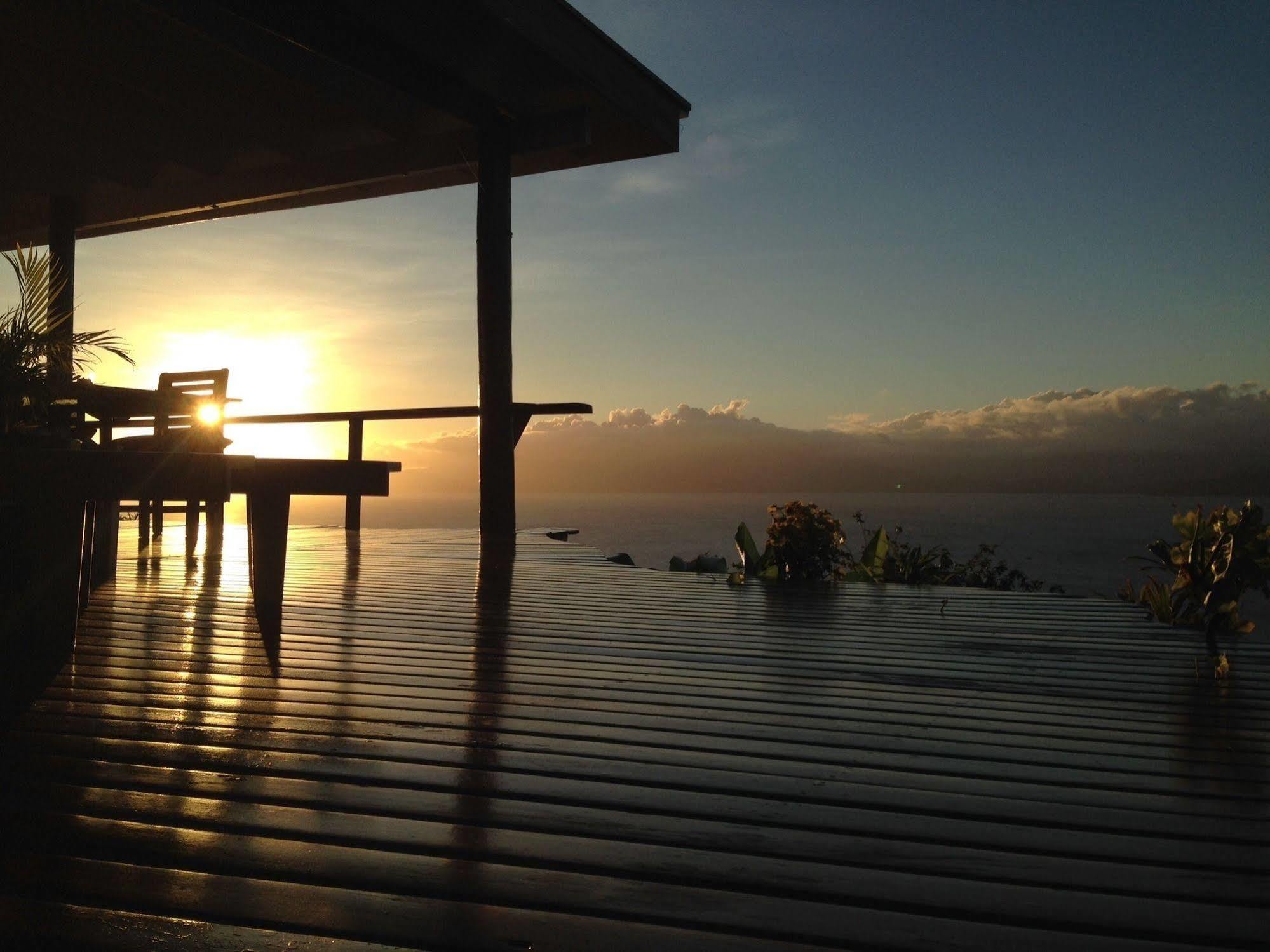 Naveria Heights Lodge Savusavu Eksteriør billede